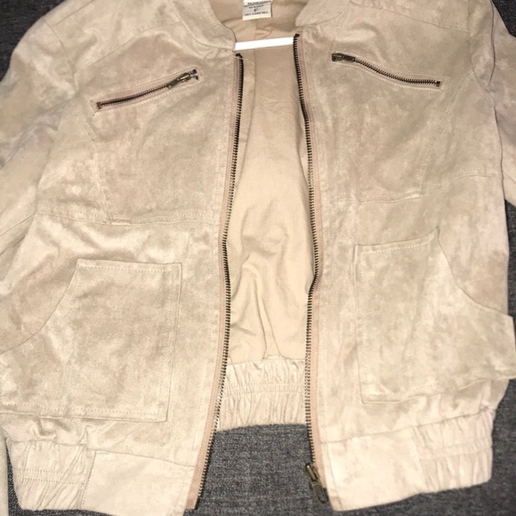 jacket - Picture 3 of 5